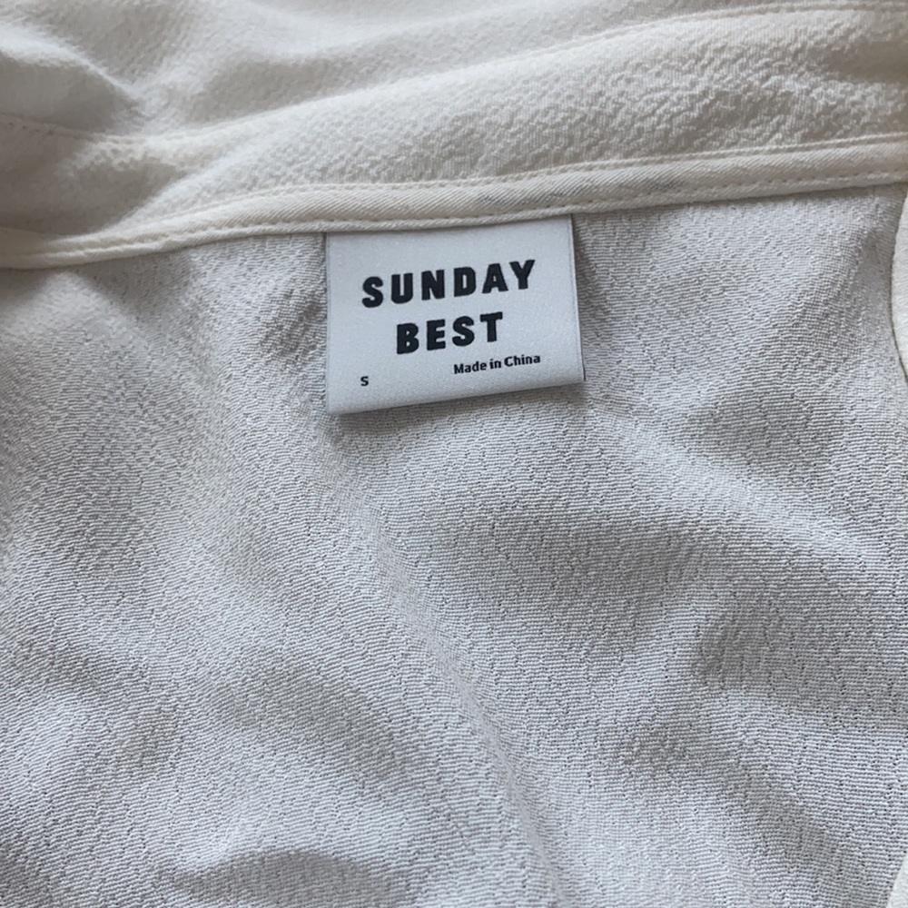 *sold* Aritzia new solitaire blouse S - Picture 4 of 4